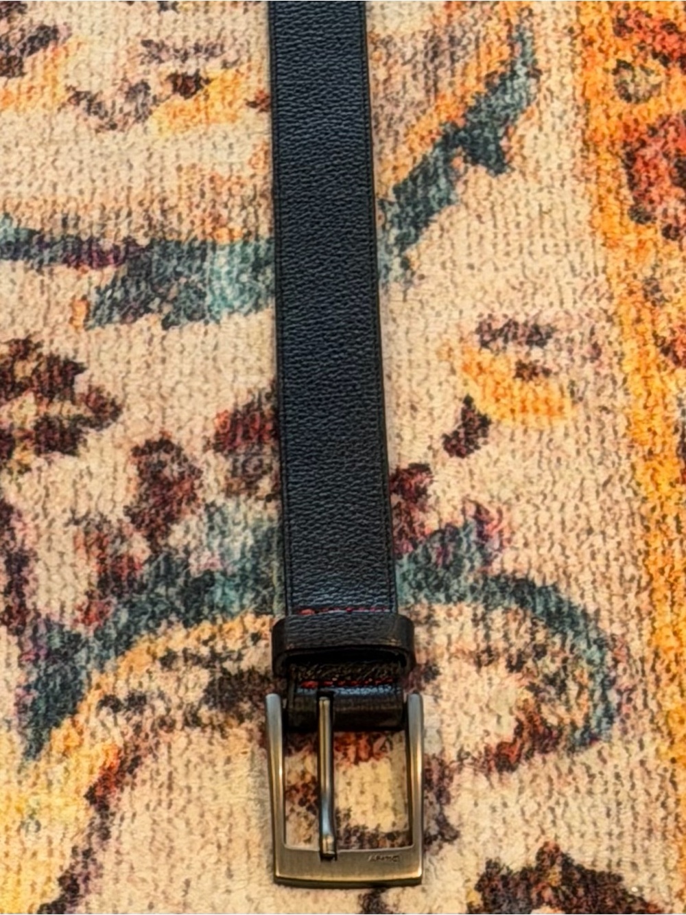DKNY Women’s Leather Belt - Classic Everyday Style